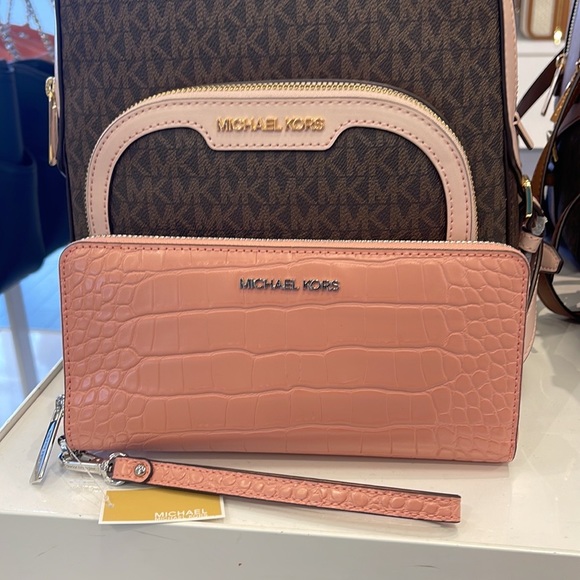 Michael Kors Large Jet Set Travel Continental Wristlet Phone Holder Case Wallet - Picture 14 of 16